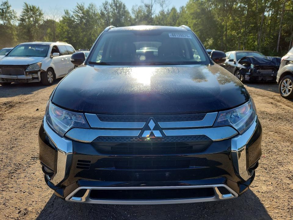 2019 Mitsubishi Outlander VIN JA4J24A52KZ609065 COPART salvage auction — SIDE, ON - PERMIT NO BRAND - UNFIT, sold $1,050 on 2026-07-30 (photo 5)