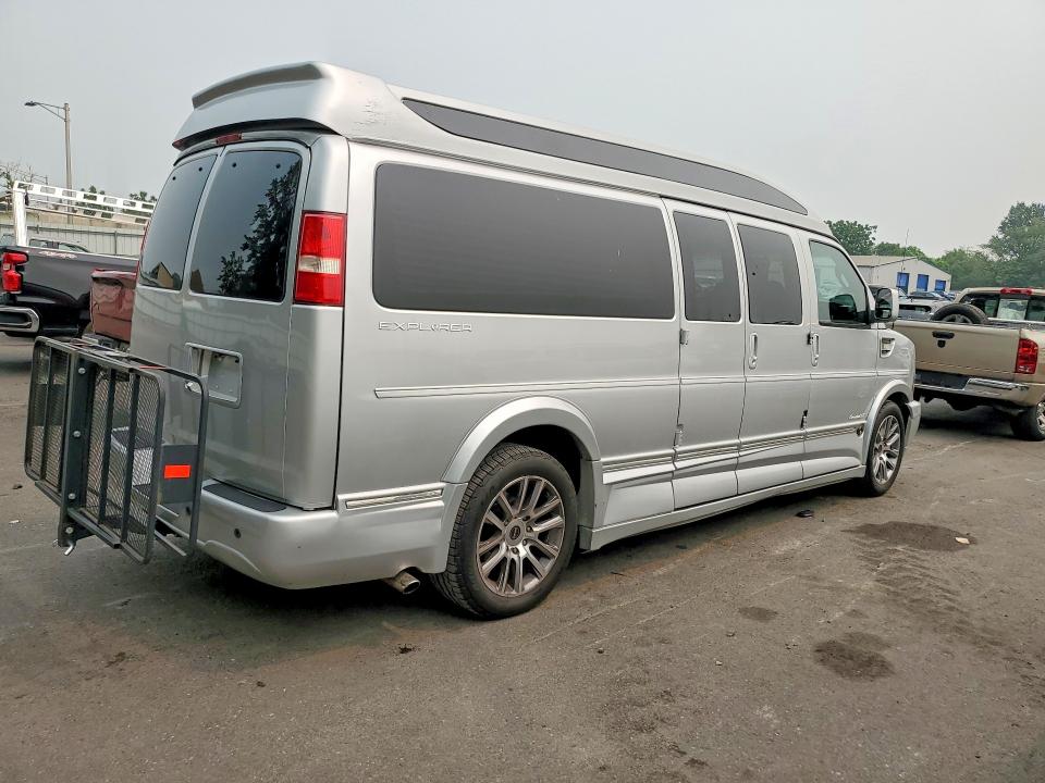 2018 Chevrolet Express VIN 1GCWGBFGXJ1162655 COPART salvage auction — VANDALISM, Tn - Salvage Certificate, sold $32,500 on 2026-07-28 (photo 3)