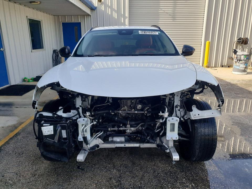 2021 Alfa romeo Stelvio VIN ZASPAJAN3M7C98625 COPART salvage auction — FRONT END, FL - CERTIFICATE OF TITLE, sold $2,600 on 2026-07-30 (photo 5)