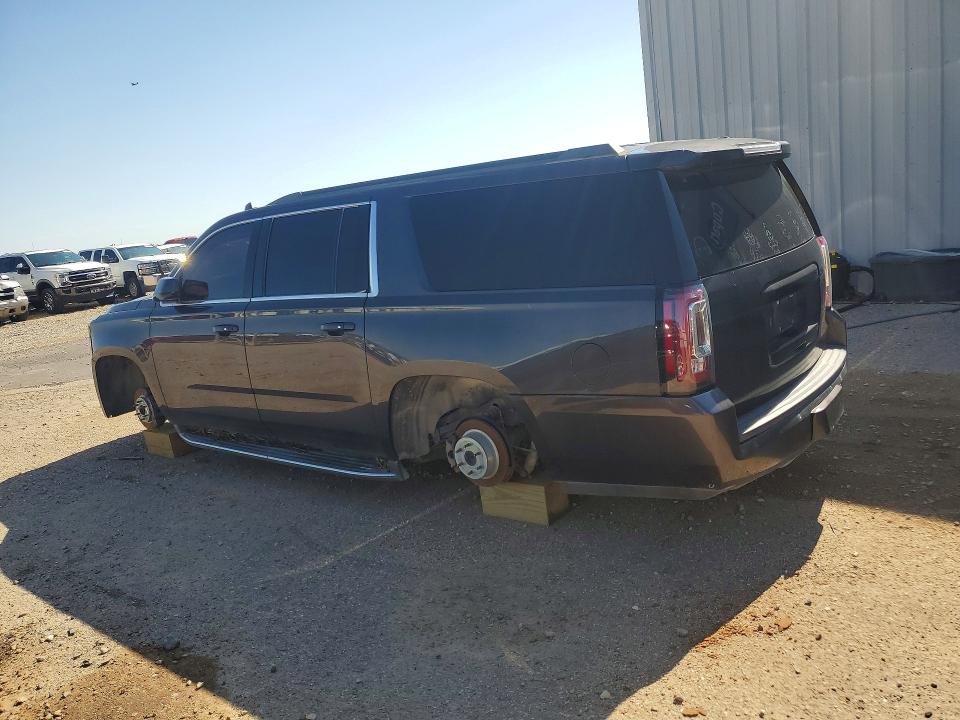 2017 Gmc Yukon xl VIN 1GKS1GKC4HR170444 COPART salvage auction — NORMAL WEAR, Nm - Certificate Of Title, sold $2,200 on 2026-07-09 (photo 2)