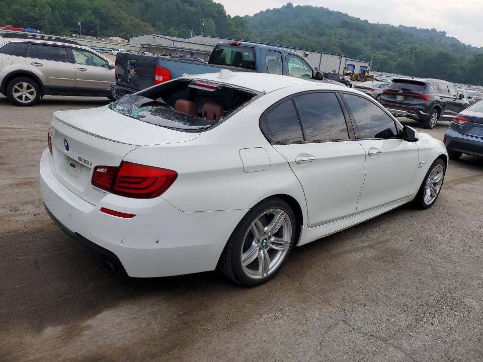 2011 BMW 5er VIN WBAFU7C58BDU55959 COPART salvage auction — ROOF, Pa - Certificate Of Salvage, sold $200 on 2026-07-30 (photo 3)