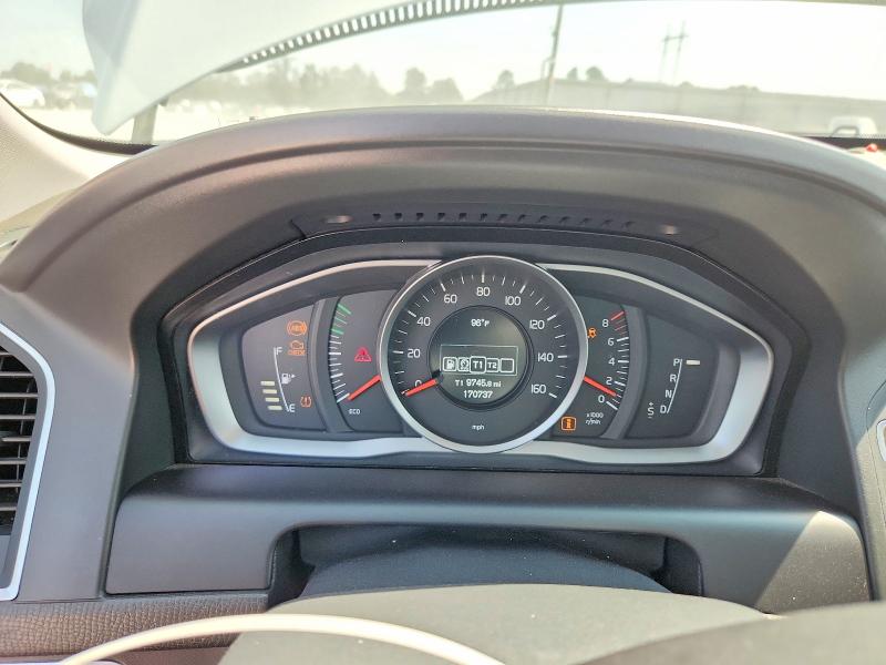 2016 Volvo Xc60 VIN YV440MDJ6G2839190 COPART salvage auction — MINOR DENT/SCRATCHES, Ga - Certificate Of Title, sold $950 on 2026-08-05 (photo 9)