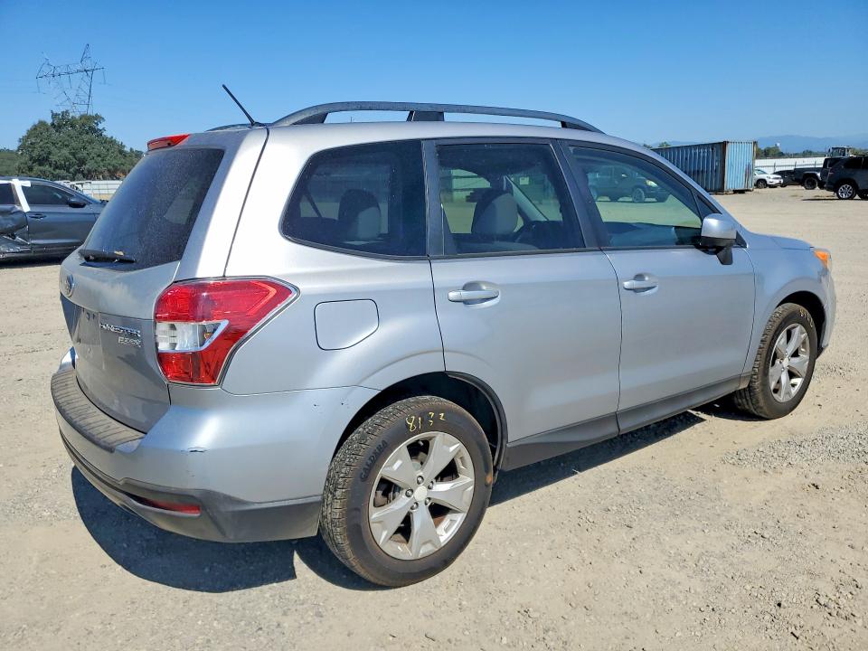 2015 Subaru Forester VIN JF2SJAFC5FH514516 COPART salvage auction — FRONT END, Ca - Salvage Certificate, sold $3,150 on 2026-07-31 (photo 3)