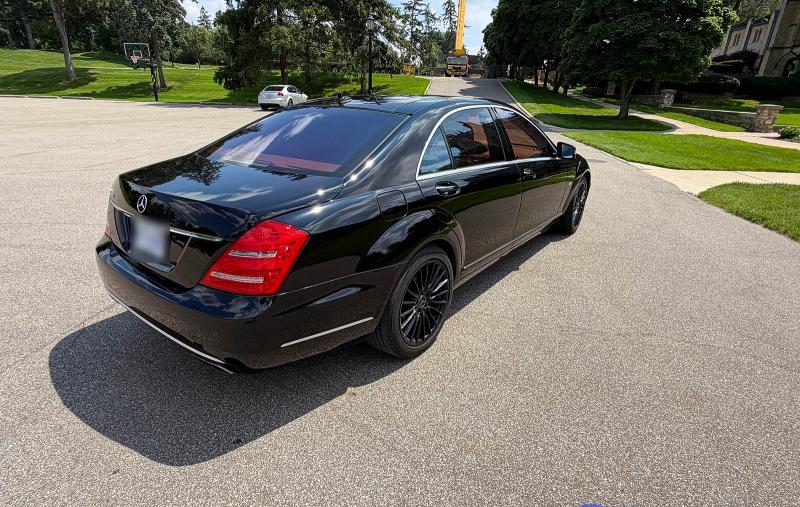 2010 Mercedes-benz S-klasse VIN WDDNG7GB2AA353780 COPART salvage auction — MINOR DENT/SCRATCHES, Fl - Dealer Only Clean Title (P), sold $1,350 on 2026-08-12 (photo 4)