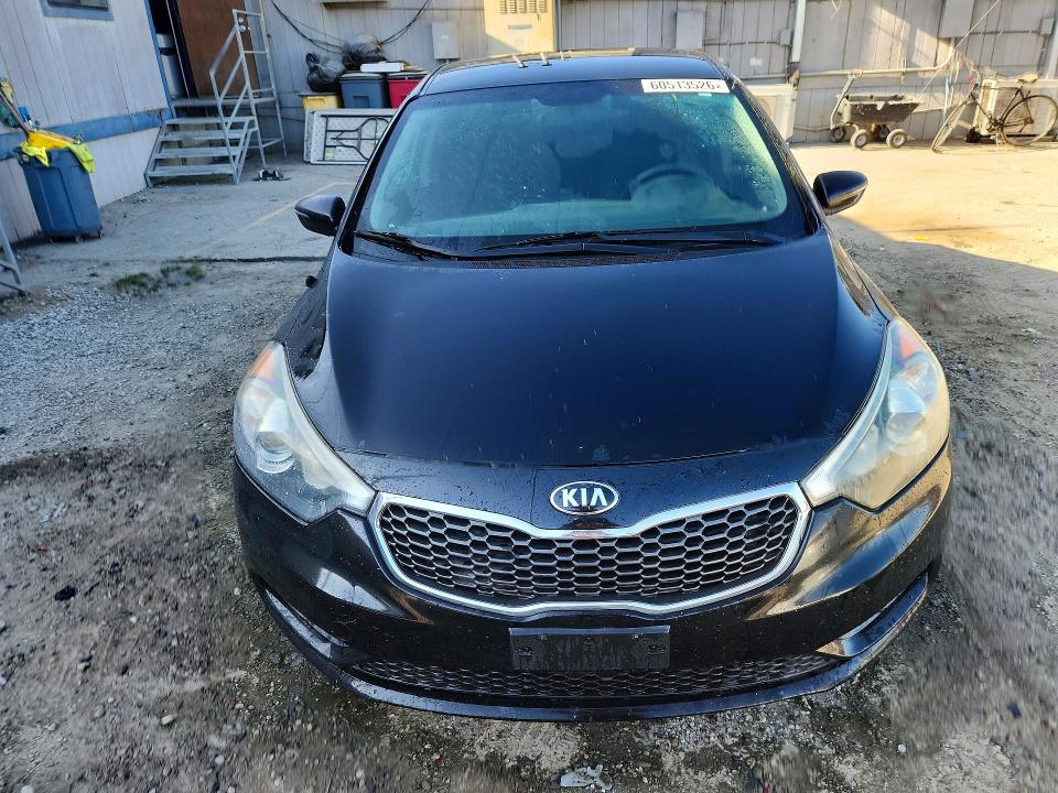 2016 Kia Forte VIN KNAFX4A80G5523479 COPART salvage auction — NORMAL WEAR, Ca - Dis/Dlr/Exp Only Clean Title, sold $650 on 2026-07-27 (photo 5)