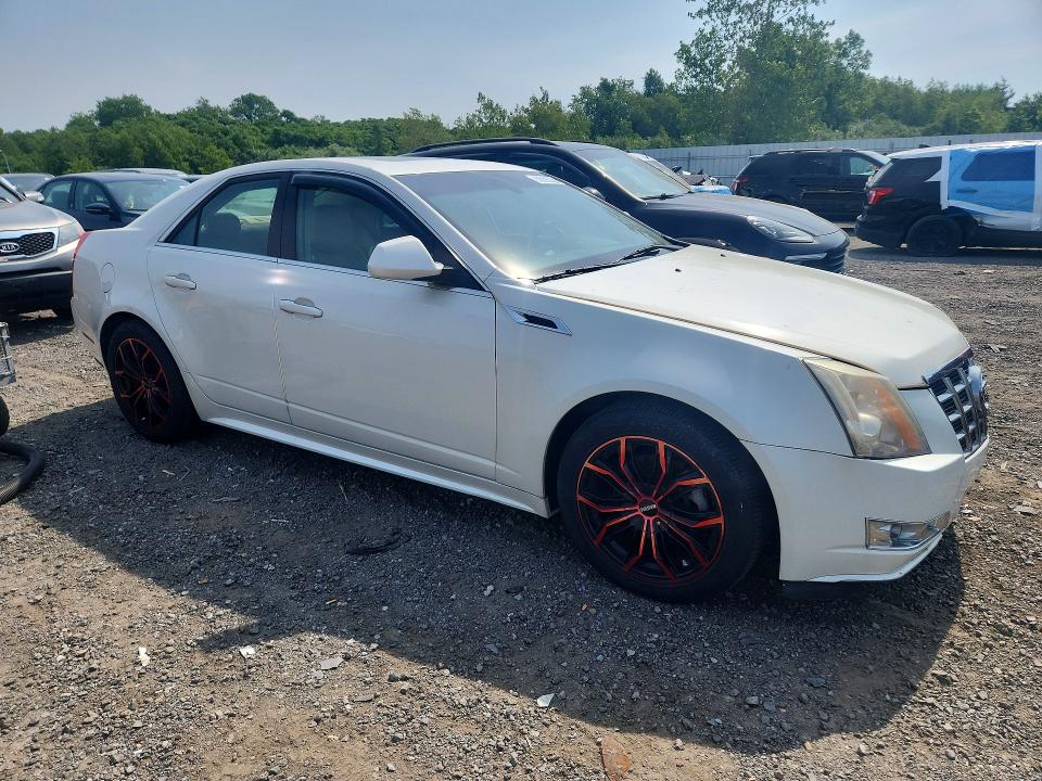 2013 Cadillac Cts VIN 1G6DL5E38D0112840 COPART salvage auction — MINOR DENT/SCRATCHES, Ma - Cert Of Title-Reconstrctd Coll, sold $450 on 2026-07-22 (photo 4)
