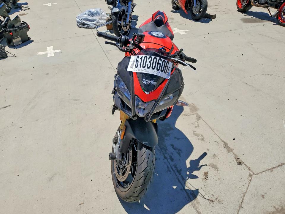 2019 Aprilia Tuono v4 VIN ZD4KGU008KS001002 COPART salvage auction — FRONT END, CA - SALVAGE CERTIFICATE, sold $2,250 on 2026-08-13 (photo 2)