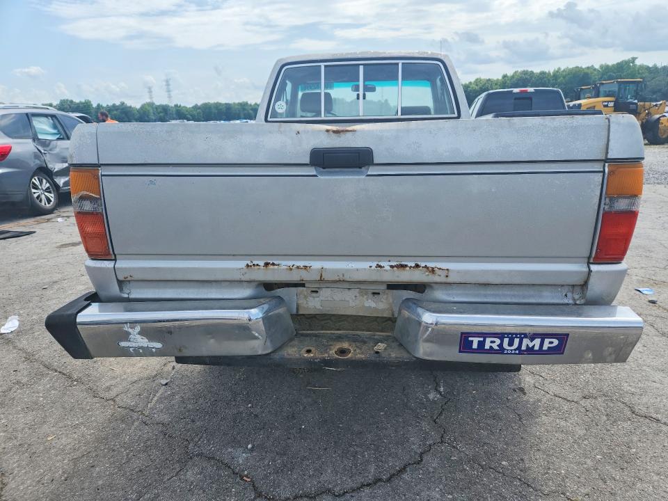 1988 Toyota Pickup VIN JT4VN67N7J0007461 COPART salvage auction — MINOR DENT/SCRATCHES, TN - CERTIFICATE OF TITLE, sold $50 on 2026-07-16 (photo 6)