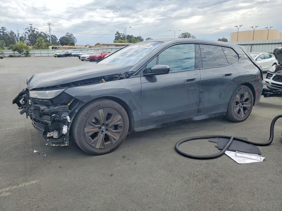 2025 BMW Ix VIN WB523CF05SCU73589 COPART salvage auction — FRONT END, CA, sold $28,250 on 2026-10-14 (photo 1)