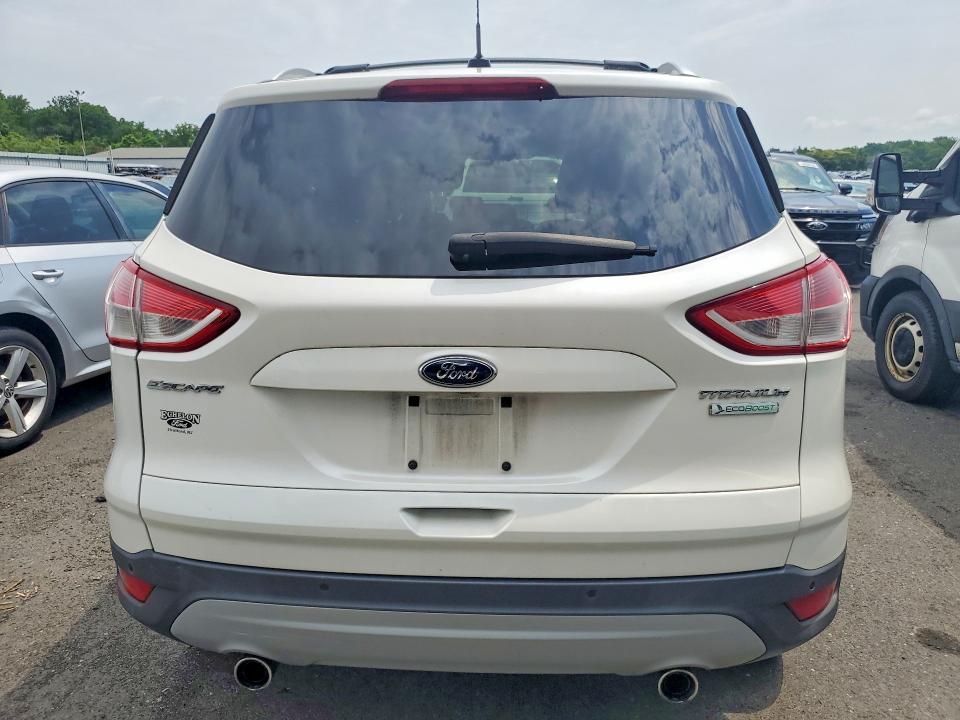 2013 Ford Escape VIN 1FMCU0J9XDUA90573 COPART salvage auction — NORMAL WEAR, Nj - Certificate Of Title, sold $1,450 on 2026-07-18 (photo 6)