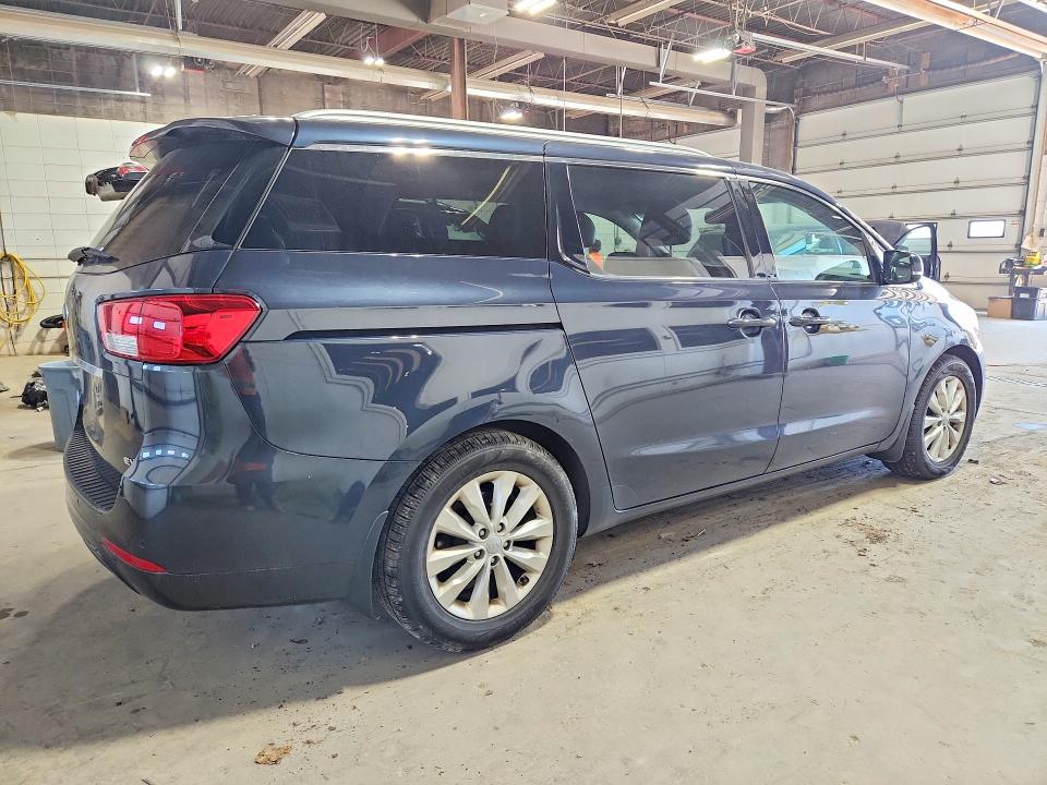 2016 Kia SEDONA VIN KNDMC5C13G6156230 COPART salvage auction — MINOR DENT/SCRATCHES, Mn - Non Public Clean Title, sold $1,350 on 2026-07-16 (photo 3)