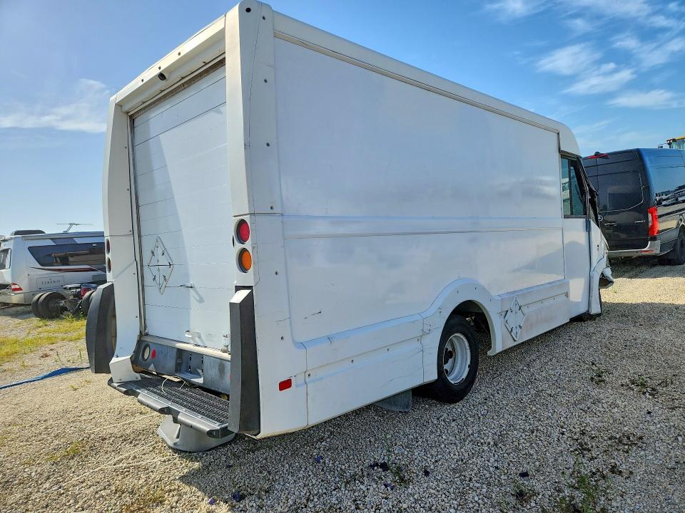 2017 Isuzu Npr VIN JALB4T175H7W00086 COPART salvage auction — ALL OVER, Fl - Certificate Of Title, sold $10 on 2026-07-28 (photo 3)