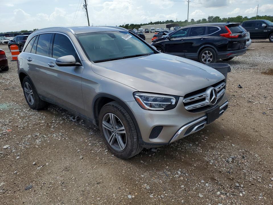 2020 Mercedes-benz VIN W1N0G8DBXLF789497 COPART salvage auction — MINOR DENT/SCRATCHES, Tx - Salvage Vehicle Title, sold $9,500 on 2026-07-16 (photo 4)