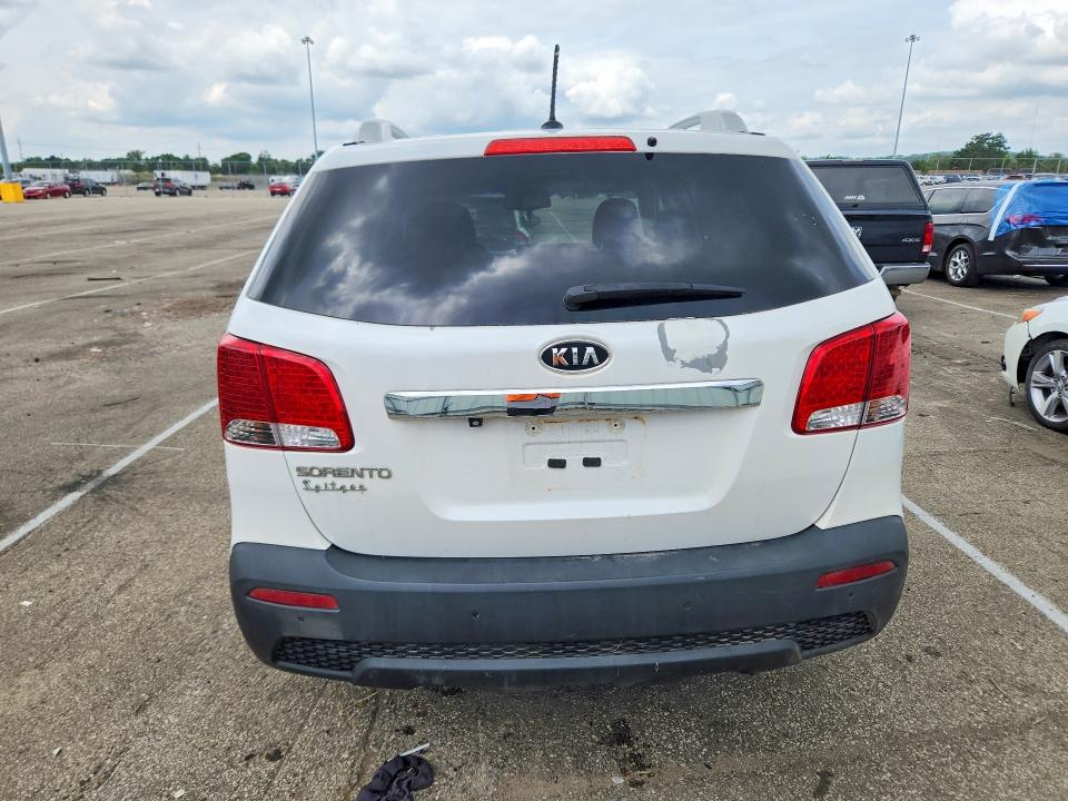2011 Kia Sorento VIN 5XYKT4A18BG155942 COPART salvage auction — NORMAL WEAR, OH - CERTIFICATE OF TITLE, sold $125 on 2026-07-24 (photo 6)