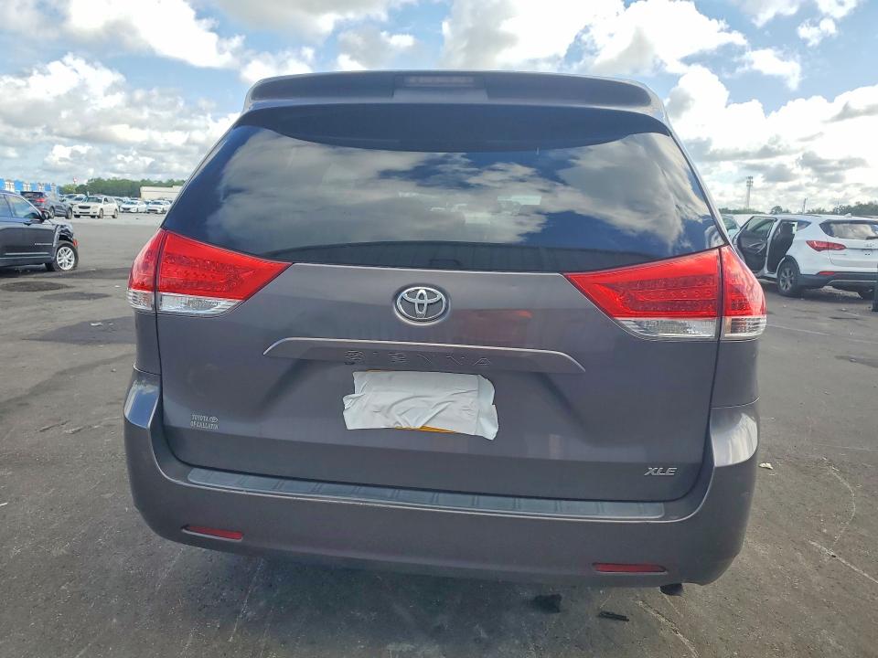 2012 Toyota Sienna VIN 5TDYK3DC7CS273344 COPART salvage auction — MINOR DENT/SCRATCHES, Va - Certificate Of Title, sold $3,850 on 2026-08-01 (photo 6)