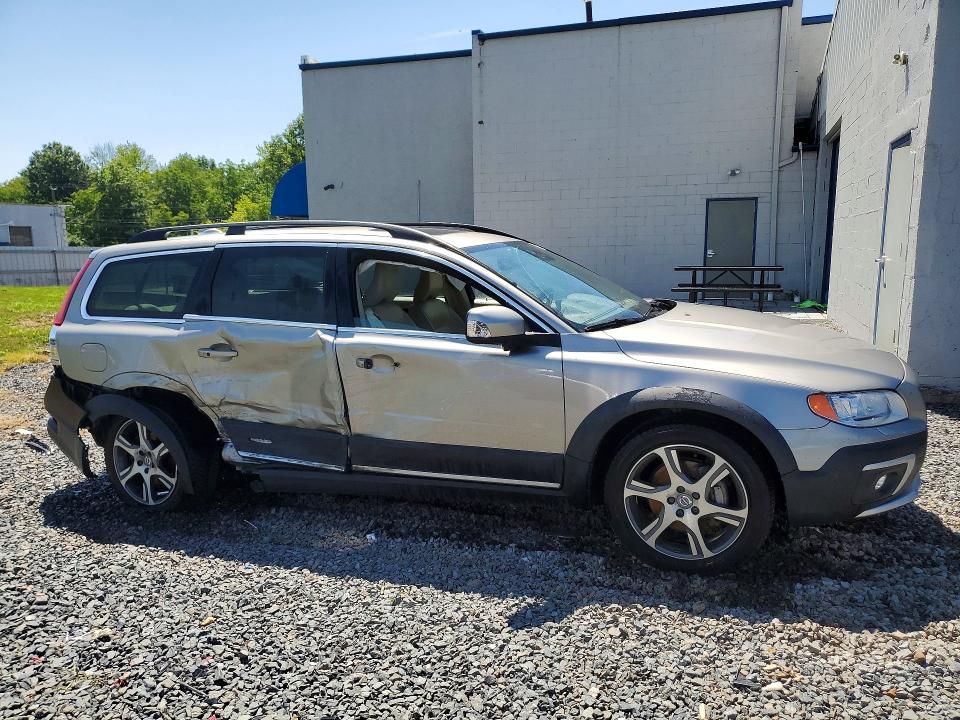 2015 Volvo Xc70 VIN YV4902NM6F1218538 COPART salvage auction — SIDE, Nj - Cert Of Title-Salvage, sold $1,450 on 2026-08-21 (photo 4)