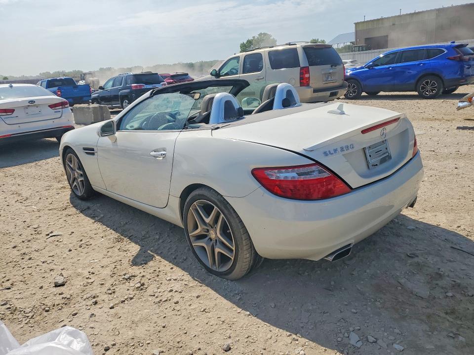 2013 Mercedes-benz VIN WDDPK4HA5DF058238 COPART salvage auction — MINOR DENT/SCRATCHES, Wv - Certificate Of Title, sold $6,600 on 2026-07-28 (photo 2)