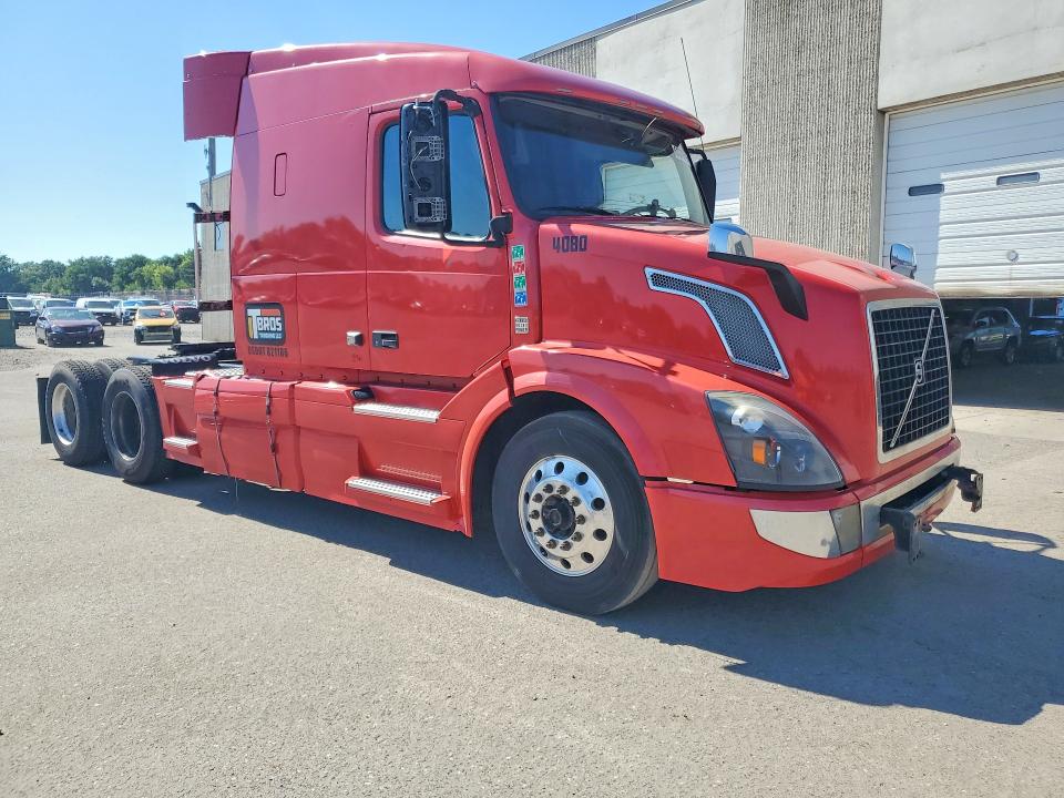 2016 Volvo VIN 4V4NC9EH3GN949897 COPART salvage auction — MECHANICAL, Mn - Certificate Of Title, sold $8,600 on 2026-08-14 (photo 4)