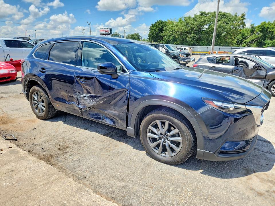 2020 Mazda CX-9 VIN JM3TCBCY7L0423414 COPART salvage auction — SIDE, Salvage Title, sold $4,500 on 2026-09-10 (photo 4)