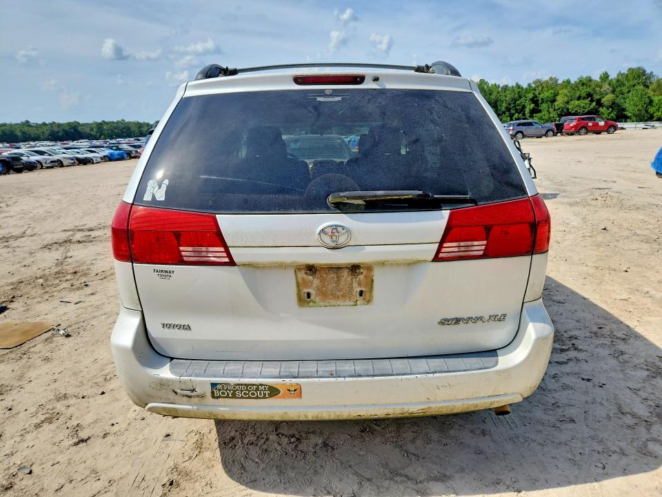 2004 Toyota Sienna VIN 5TDZA22C14S091287 COPART salvage auction — MINOR DENT/SCRATCHES, Ga - Certificate Of Title, sold $650 on 2026-07-31 (photo 6)