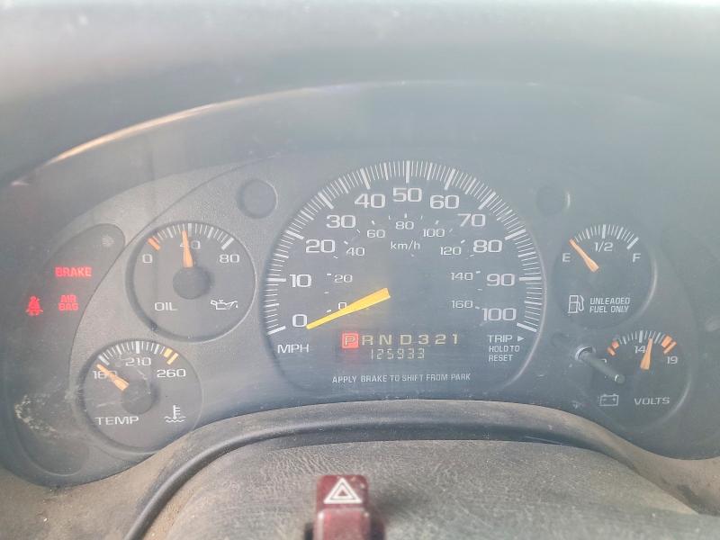 2001 Gmc Savana 3500 VIN 1GTHG39R911181550 COPART salvage auction — MINOR DENT/SCRATCHES, Nj - Certificate Of Title, sold $350 on 2026-08-03 (photo 9)