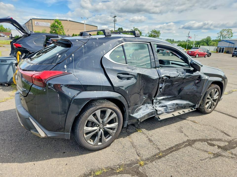 2022 Lexus Ux VIN JTHR9JBH5N2062199 COPART salvage auction — SIDE, Ct - Cert Of Title-Salvage, sold $8,100 on 2026-08-28 (photo 3)