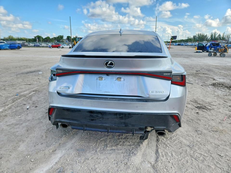 2021 Lexus Is VIN JTHGZ1B22M5037809 COPART salvage auction — SIDE, Fl - Cert Of Title Slvg Rebuildable, sold $13,500 on 2026-07-14 (photo 6)