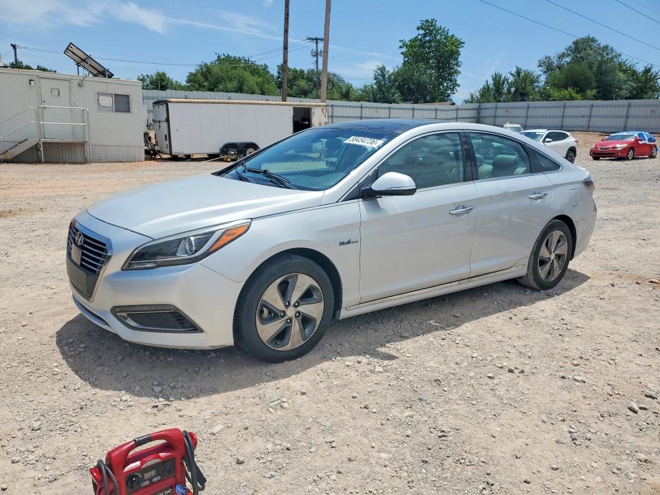 2017 Hyundai Sonata VIN KMHE34L19HA046839 COPART salvage auction — MINOR DENT/SCRATCHES, Ok - Certificate Of Title, sold $1,650 on 2026-07-07 (photo 1)