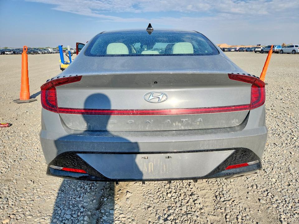 2023 Hyundai Sonata VIN KMHL64JA4PA261884 COPART salvage auction — HAIL, Co - Salvage Title, sold $7,000 on 2026-08-20 (photo 6)