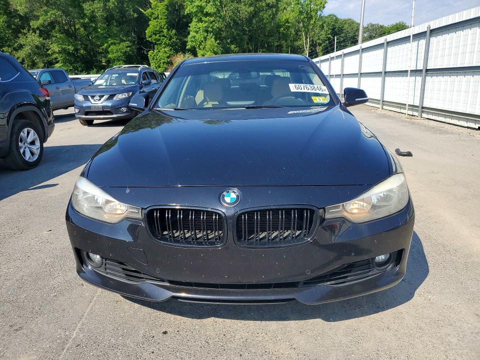 2015 BMW 3er VIN WBA3B5G52FNS16768 COPART salvage auction — WATER/FLOOD, Nj - Cert Of Title-Salvage Flood, sold $1,550 on 2026-08-11 (photo 5)