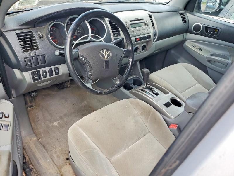 2010 Toyota Tacoma VIN 5TEUU4EN1AZ704727 COPART salvage auction — MINOR DENT/SCRATCHES, NY - CERTIFICATE OF TITLE, sold $3,100 on 2026-07-27 (photo 8)
