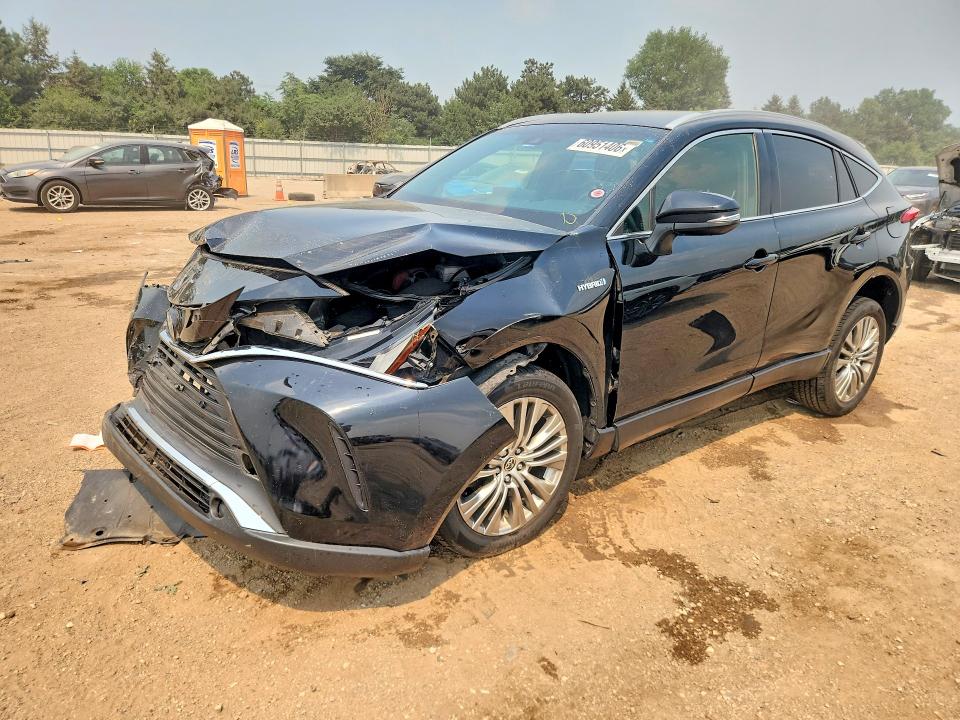2021 Toyota Venza VIN JTEAAAAH4MJ018136 — COPART salvage auction photo