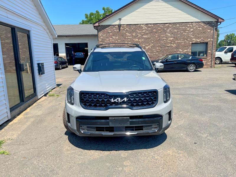 2024 Kia Telluride VIN 5XYP5DGC7RG423608 COPART salvage auction — SIDE, Salvage Title, sold $21,900 on 2026-07-23 (photo 5)