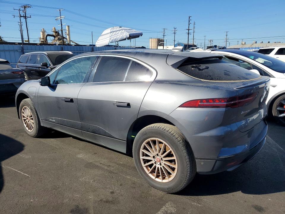 2019 Jaguar VIN SADHB2S17K1F72718 COPART salvage auction — STRIPPED, Ca - Non-Revivable Acquisition, sold $3,000 on 2026-07-15 (photo 2)