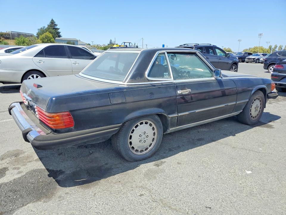 1989 Mercedes-benz 560 VIN WDBBA48D9KA094430 COPART salvage auction — MINOR DENT/SCRATCHES, FL - DIS/DLR/EXP ONLY CLEAN TITLE, sold $3,550 on 2026-07-31 (photo 3)