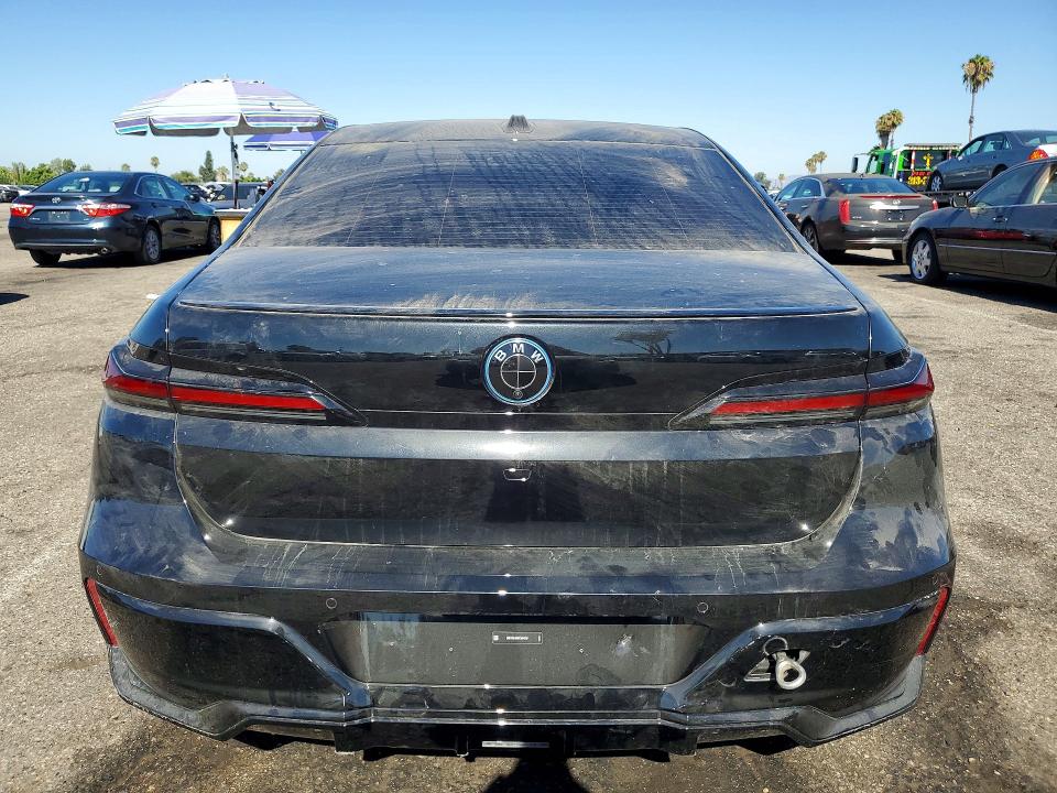 2025 BMW I7 VIN WBY43EJ08SCU94256 COPART salvage auction — FRONT END, Nv - Dis/Dlr/Exp Only Salvage Title, sold $20,200 on 2026-07-31 (photo 6)