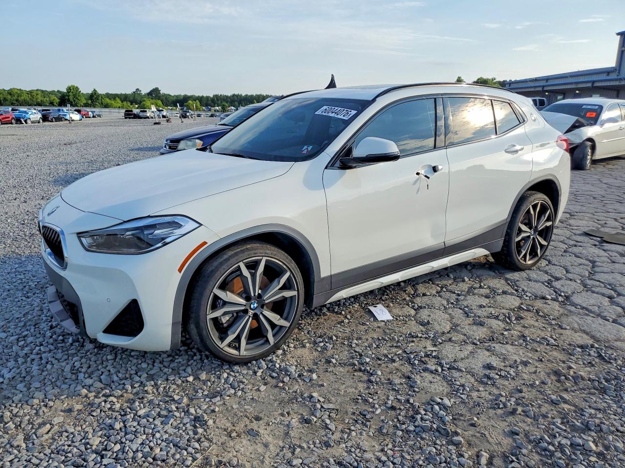 2021 BMW X2 VIN WBXYH9C07M5S76991 — COPART salvage auction photo