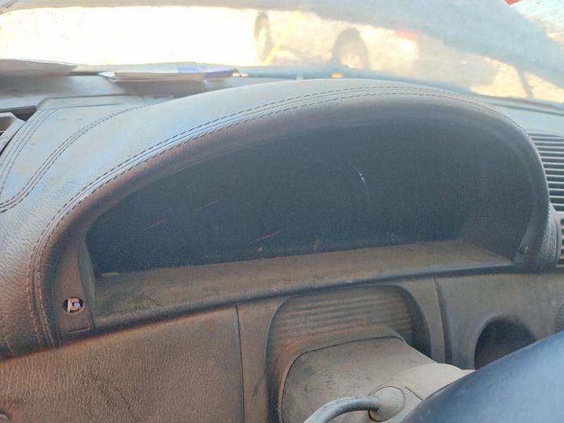 2000 Mercedes-benz Cl-class VIN WDBPJ75J7YA002337 COPART salvage auction — FRONT END, Ca - Dis/Dlr/Exp Only Clean Title, sold $150 on 2026-07-30 (photo 9)