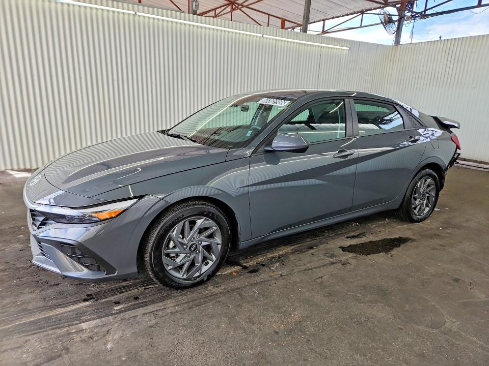 2026 Hyundai Elantra VIN KMHLM4DJ6TU184204 COPART salvage auction — REAR END, FL - CERTIFICATE OF TITLE, sold $6,600 on 2026-07-13 (photo 1)