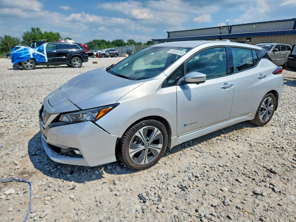2019 Nissan VIN 1N4AZ1CP6KC300495 COPART salvage auction — FRONT END, Salvage Title, sold $4,400 on 2026-08-27 (photo 1)