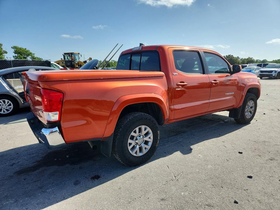 2017 Toyota Tacoma VIN 5TFAZ5CNXHX039762 COPART salvage auction — REAR END, FL - CERT OF TITLE SLVG REBUILDABLE, sold $7,800 on 2026-07-28 (photo 3)