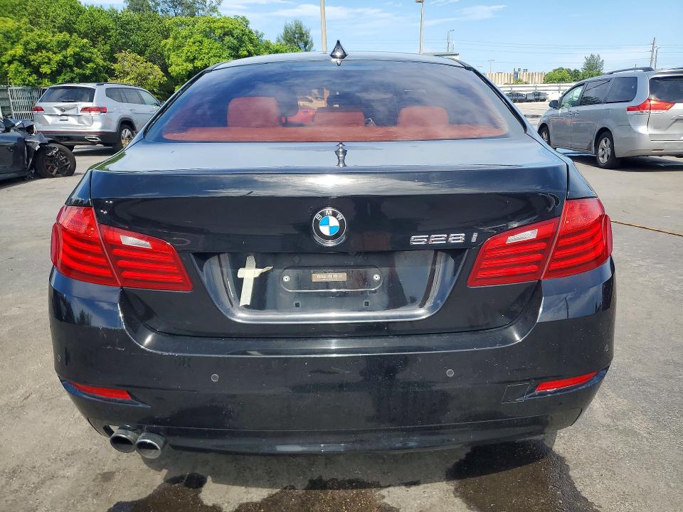 2015 BMW 5er VIN WBA5A5C58FD513423 COPART salvage auction — FRONT END, Fl - Certificate Of Title, sold $1,700 on 2026-07-25 (photo 6)