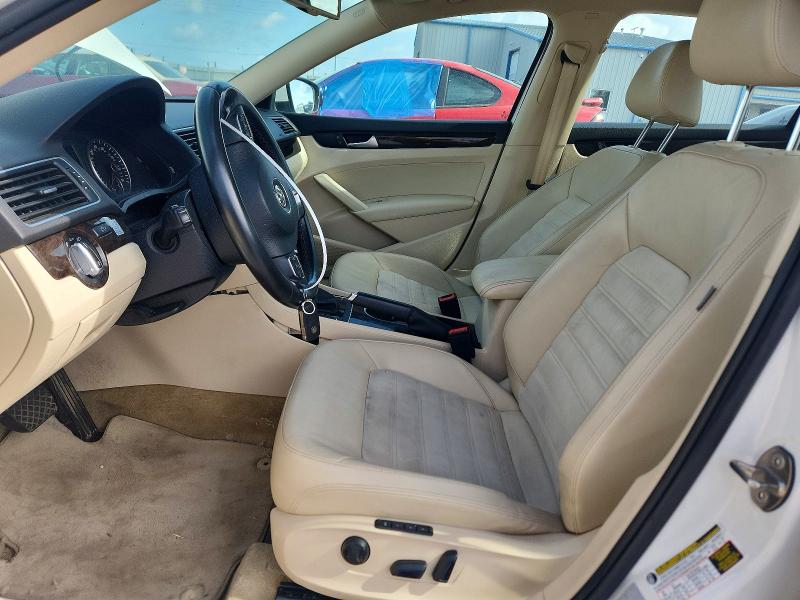 2015 Volkswagen Passat VIN 1VWCV7A39FC070133 COPART salvage auction — FRONT END, Salvage Title, sold $1,750 on 2026-08-05 (photo 7)
