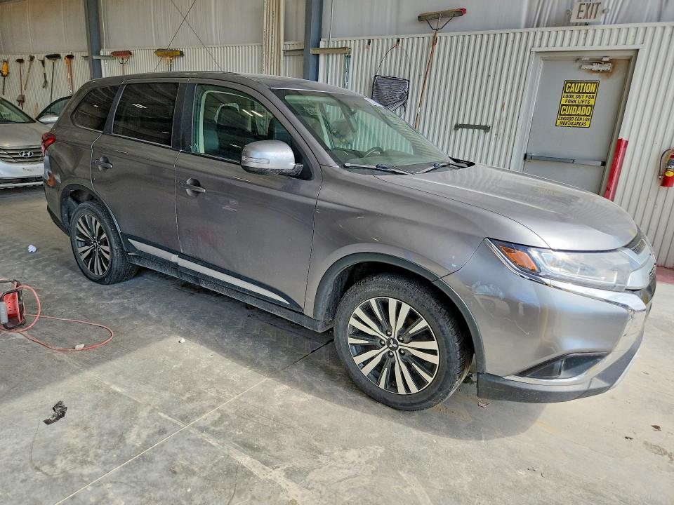 2019 Mitsubishi Outlander VIN JA4AD3A34KZ024989 COPART salvage auction — MECHANICAL, Ne - Certificate Of Title (P), sold $750 on 2026-09-08 (photo 4)
