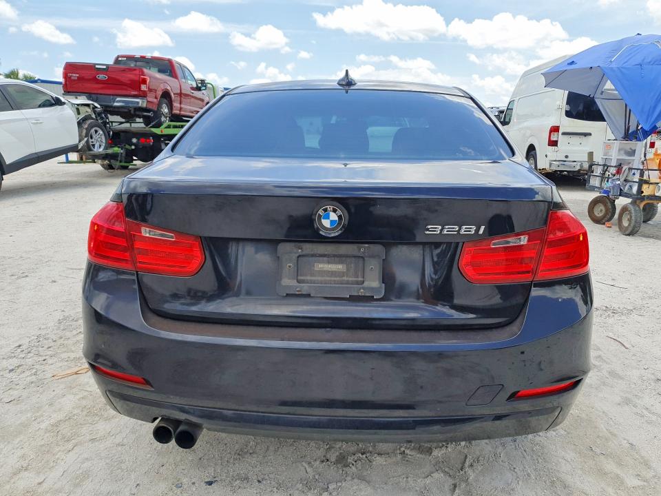 2015 BMW VIN WBA3A5C57FF608647 COPART salvage auction — MINOR DENT/SCRATCHES, Mt - Certificate Of Title, sold $650 on 2026-08-19 (photo 6)