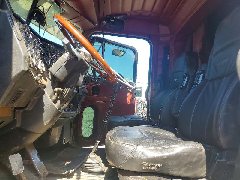 2000 Peterbilt 379 VIN 1XP5PBEX1YN506923 COPART salvage auction — ALL OVER, SC - NON-REB & REM SALVAGE TITLE, sold $9,500 on 2026-08-06 (photo 7)