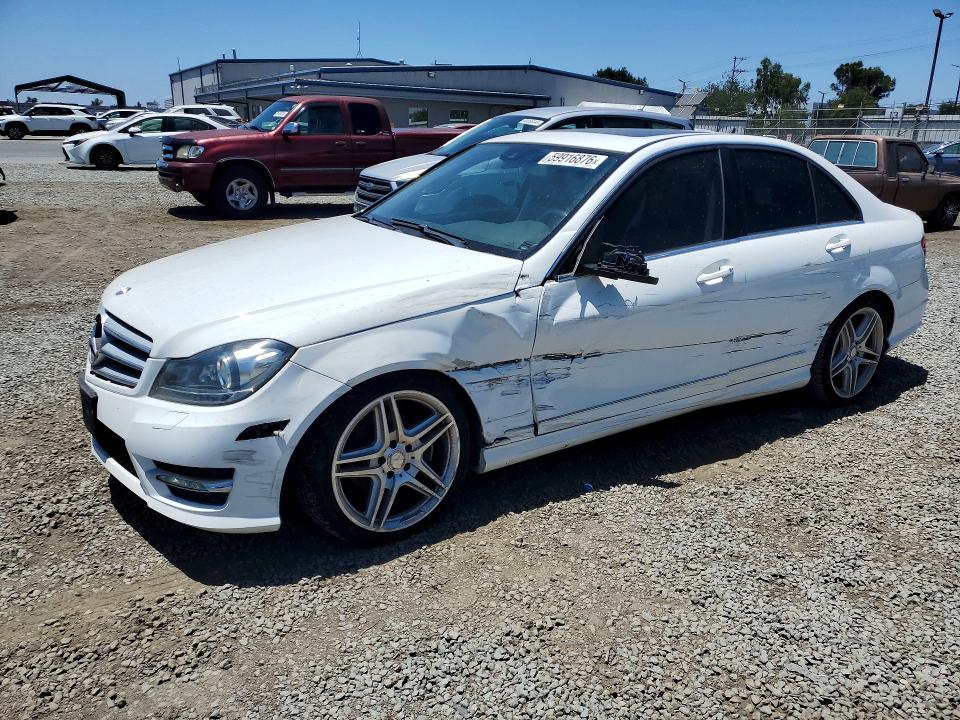 2013 Mercedes-benz C-klasse VIN WDDGF4HB4DA851587 COPART salvage auction — SIDE, Ca - Dis/Dlr/Exp Only Clean Title, sold $1,200 on 2026-08-07 (photo 1)