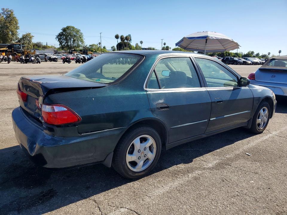 1998 Honda Accord VIN 1HGCG5551WA027013 COPART salvage auction — REAR END, Ca - Salvage Certificate, sold $70 on 2026-07-31 (photo 3)