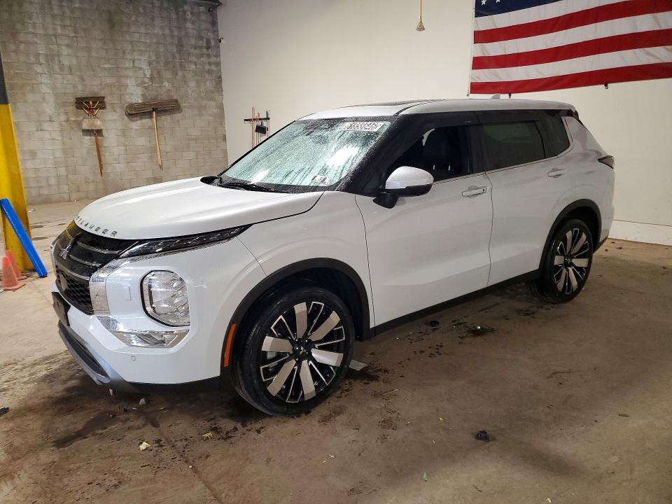 2025 Mitsubishi Outlander VIN JA4J4VA85SZ019310 — COPART salvage auction photo
