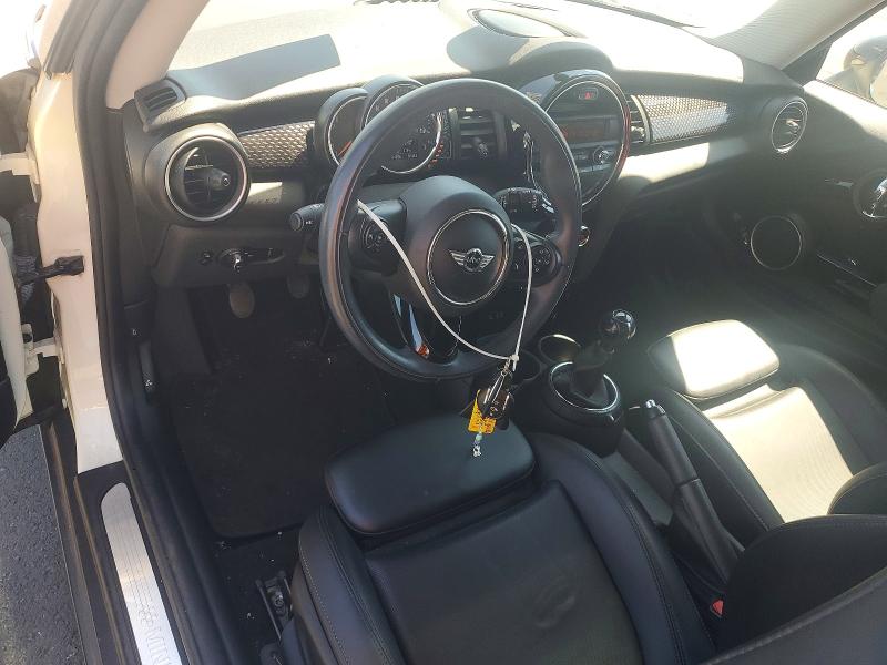2015 Mini Cooper VIN WMWXP7C51F2A58528 COPART salvage auction — REAR END, Or - Salvage Title Certificate, sold $3,250 on 2026-09-02 (photo 8)